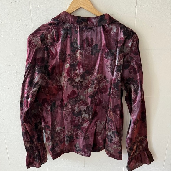 Vintage Floral Satin Blouse with Ruffled Cuffs - Picture 8 of 9